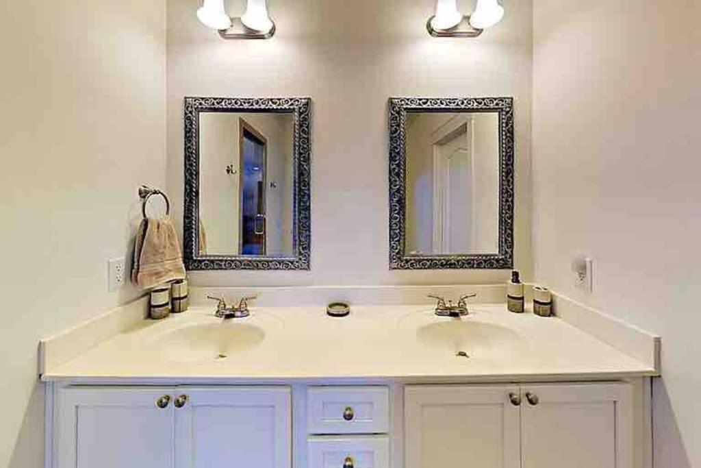 Serenity Views Comfort - Close To City & Parkway! Weaverville Dış mekan fotoğraf